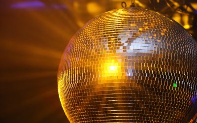 28 februari Lucia, Bella en Victoria aanwezig! Gratis warme snacks en shots